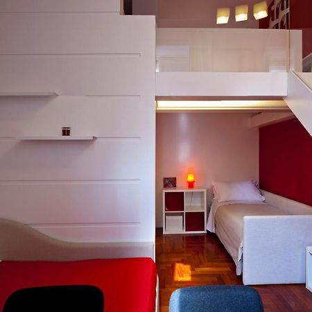 Elegant Apartment At Chiaia By Wonderful Italy Naples Exterior photo