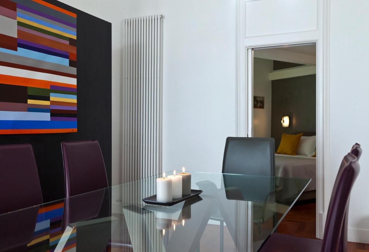 Elegant Apartment At Chiaia By Wonderful Italy Naples Exterior photo